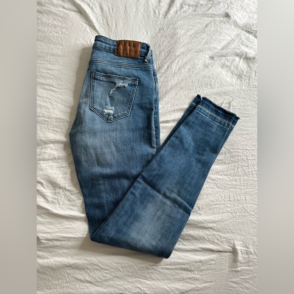 Zara Blue Skinny Jeans with Light Distress